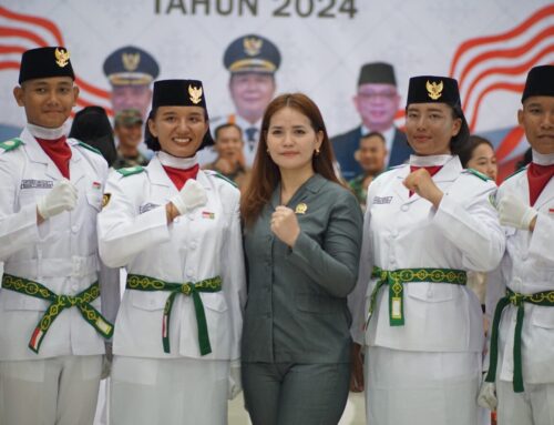 HADIRI PENGUKUHAN 50 ANGGOTA PASKIBRAKA, KETUA SEMENTARA DPRD SANJUNG KETERLIBATAN ANAK MUDA MAHULU
